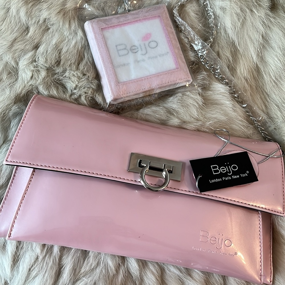 BEIJO London Paris New York Patent Leather with Photo Card Holder